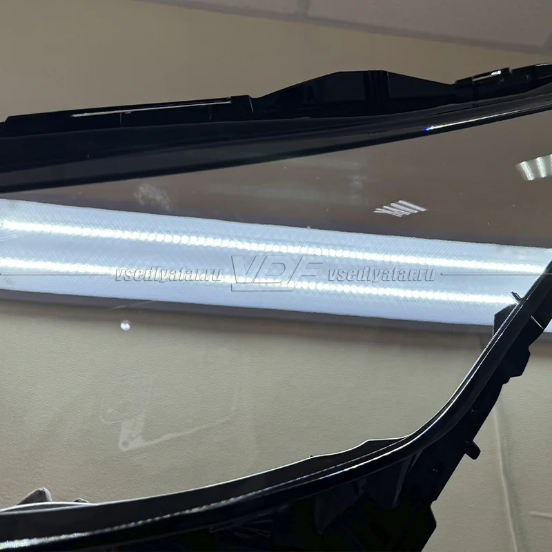 Уцененное стекло для фары Toyota Highlander (XU70) (2019-2022) LED Левое №4