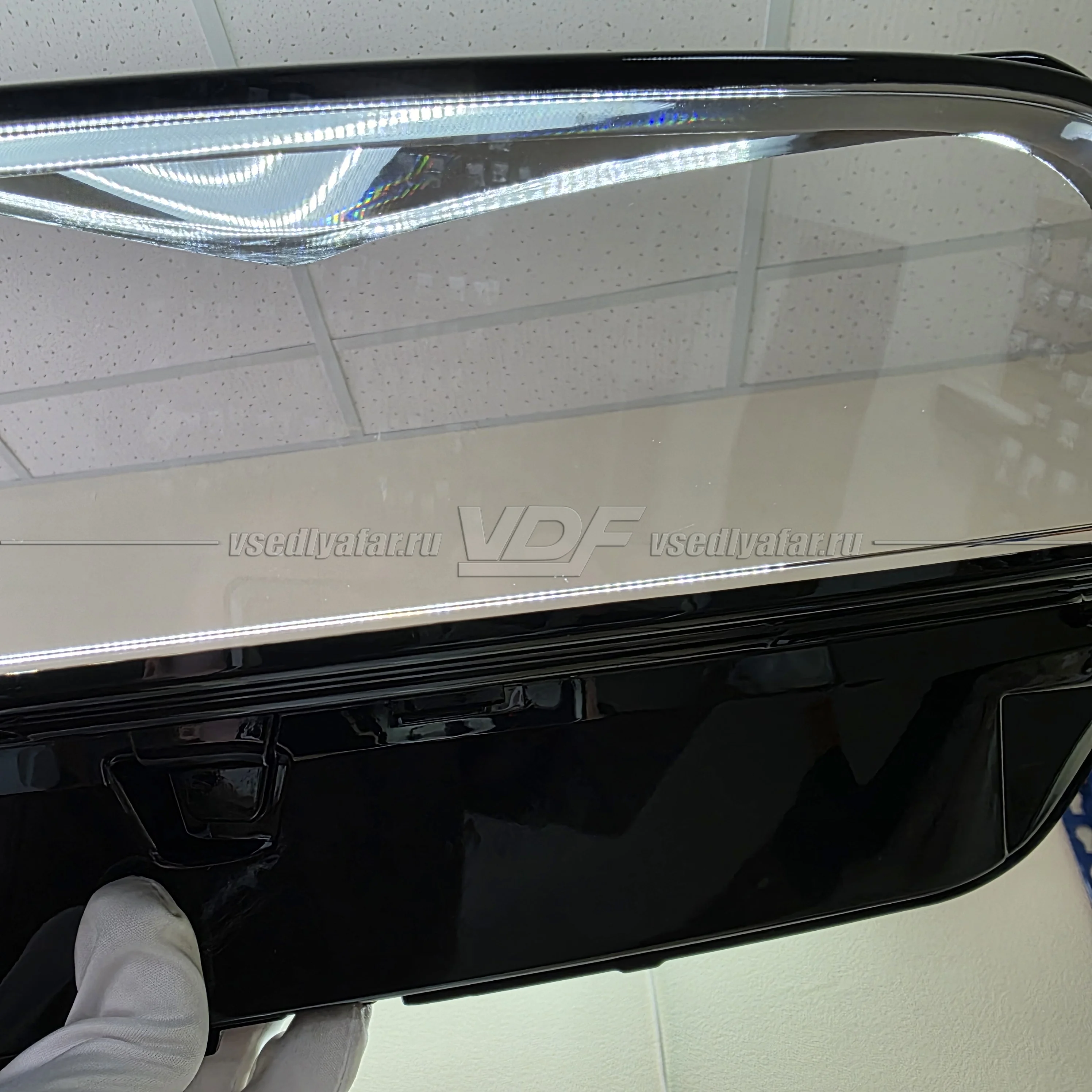 Уцененное стекло для фары BMW X7 G07 (2022-2025) Левое №2