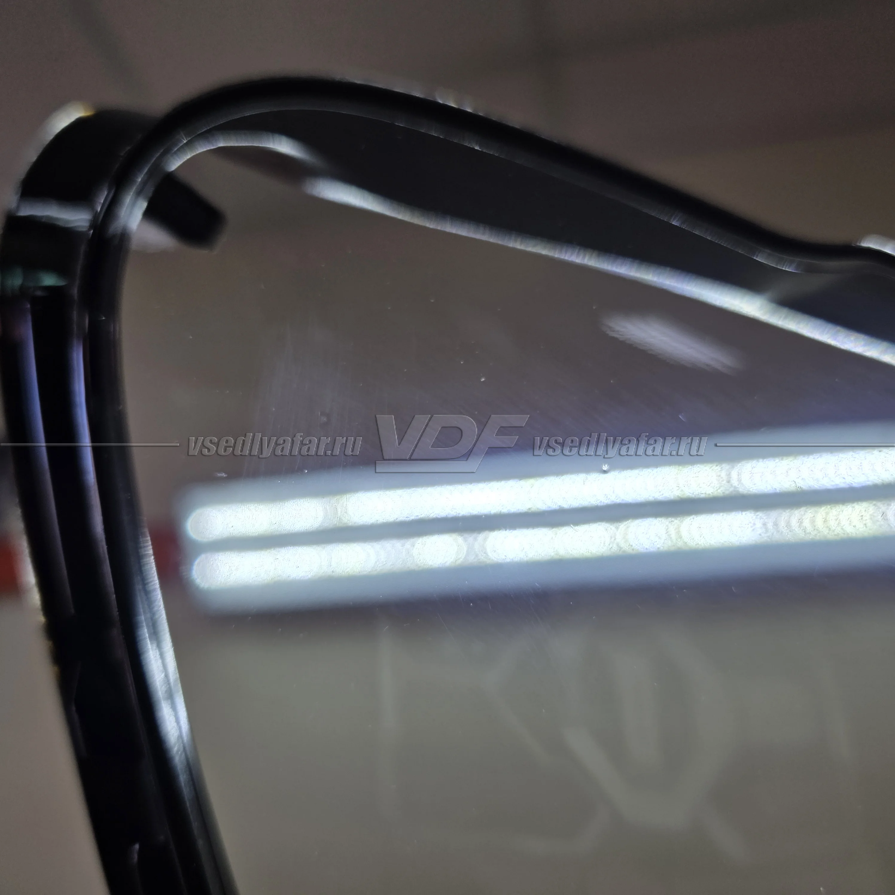 Уцененное стекло для фары Volkswagen Touran (2010-2015) Правое №4
