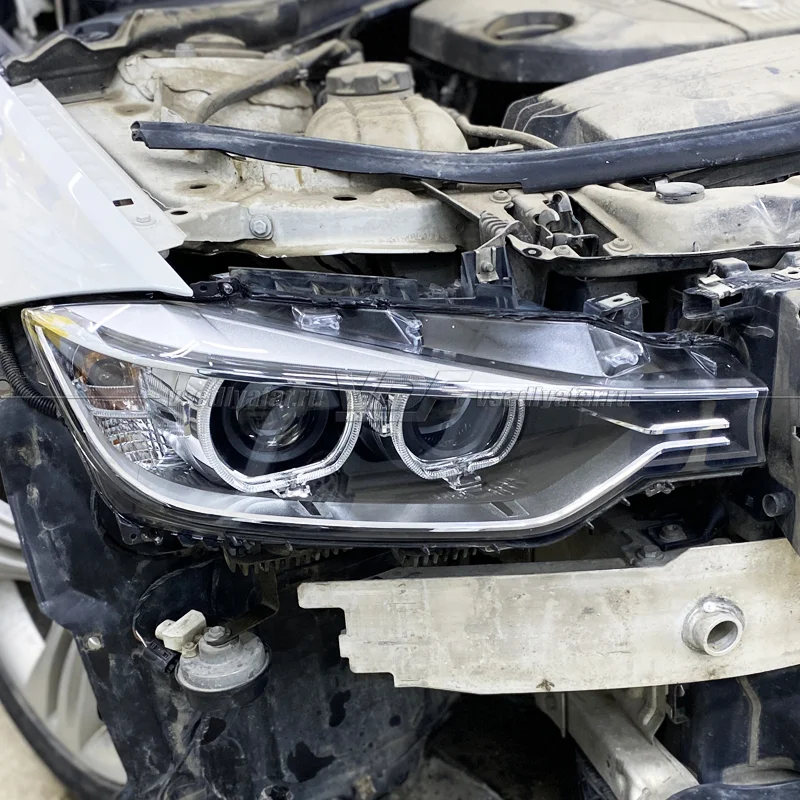Стекло для фары BMW 3 F30 (2011-2015) Правое