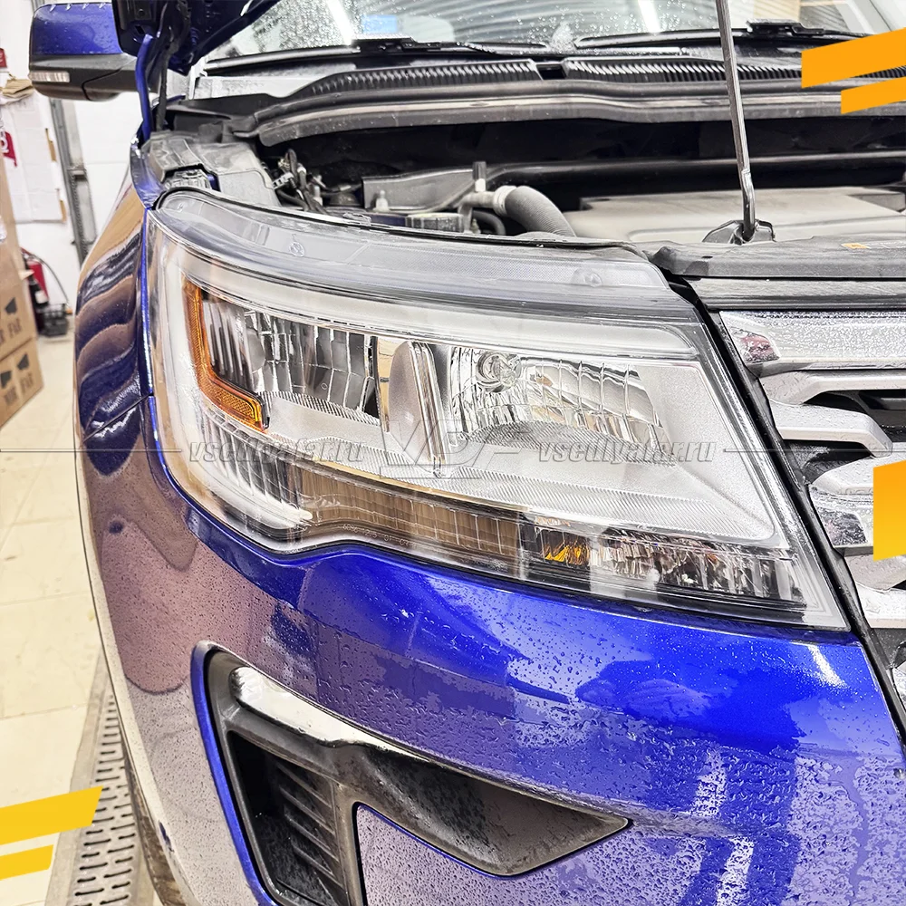 Стекло для фары Ford Explorer (2014-2019) Правое