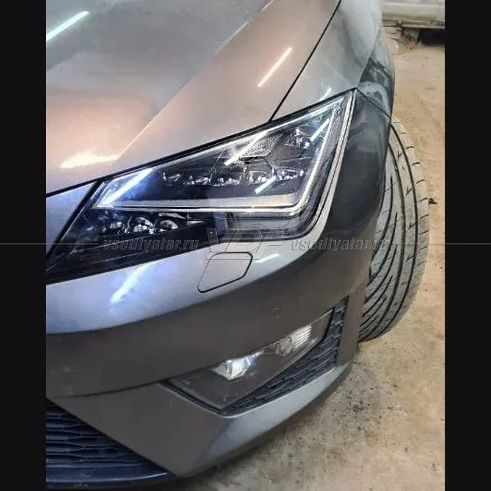 Стекло для фары SEAT Leon (2012-2015) Правое