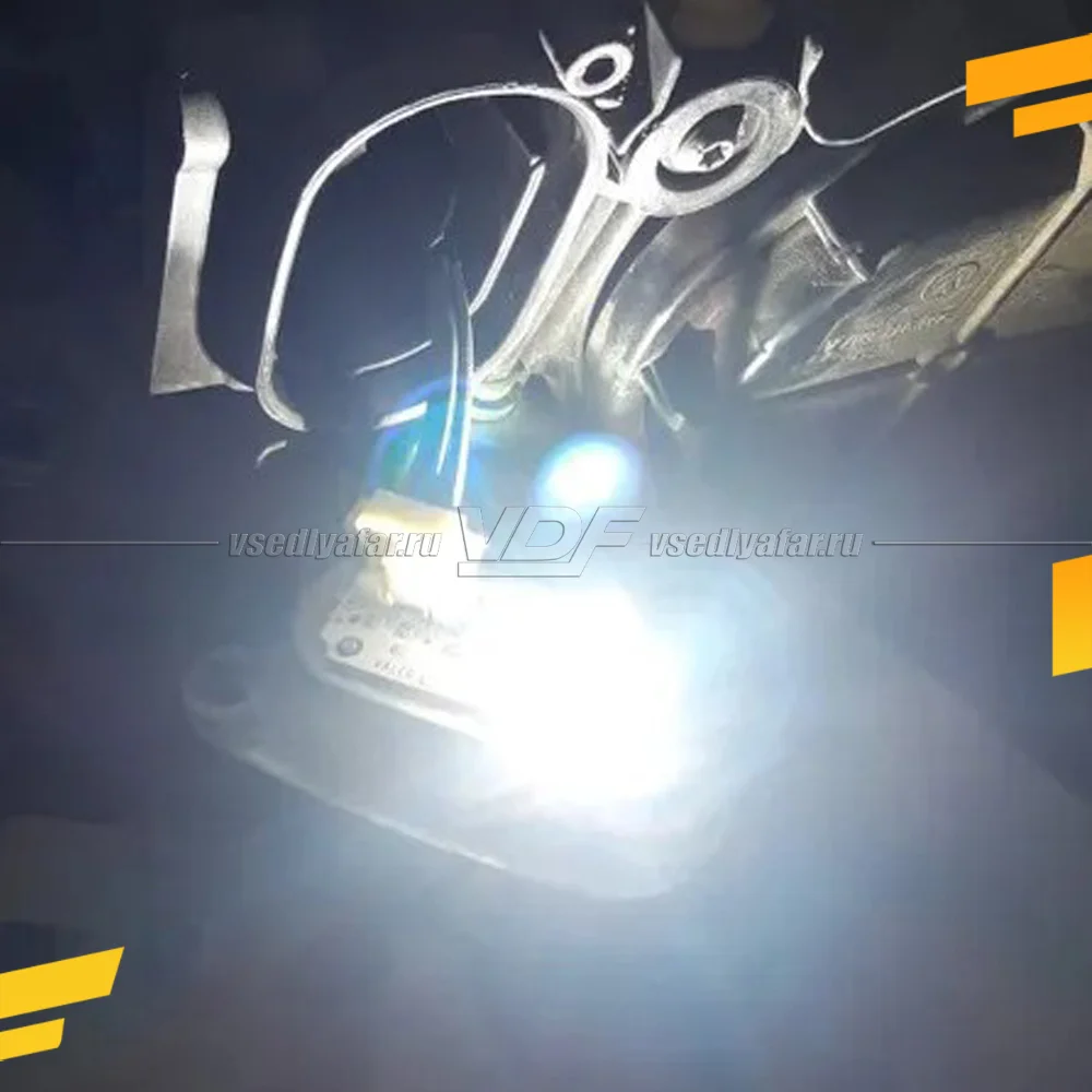 Маркер светодиодной Ресницы Audi A3 2016-2020 Ксенон Левый 8V0998473