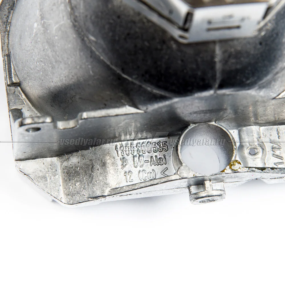 Отражатели линз Bosch 1305300535 Восьмигранник с заново нанесённым покрытием. (комплект 2шт.)