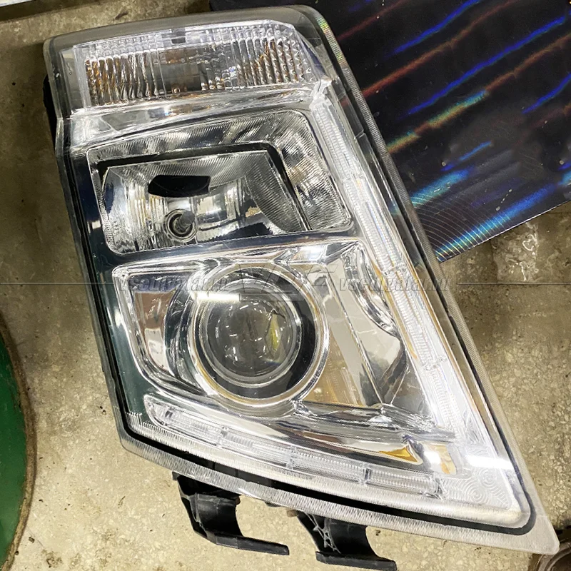 Стекло для фары Volvo FH (2008-2012) Левое