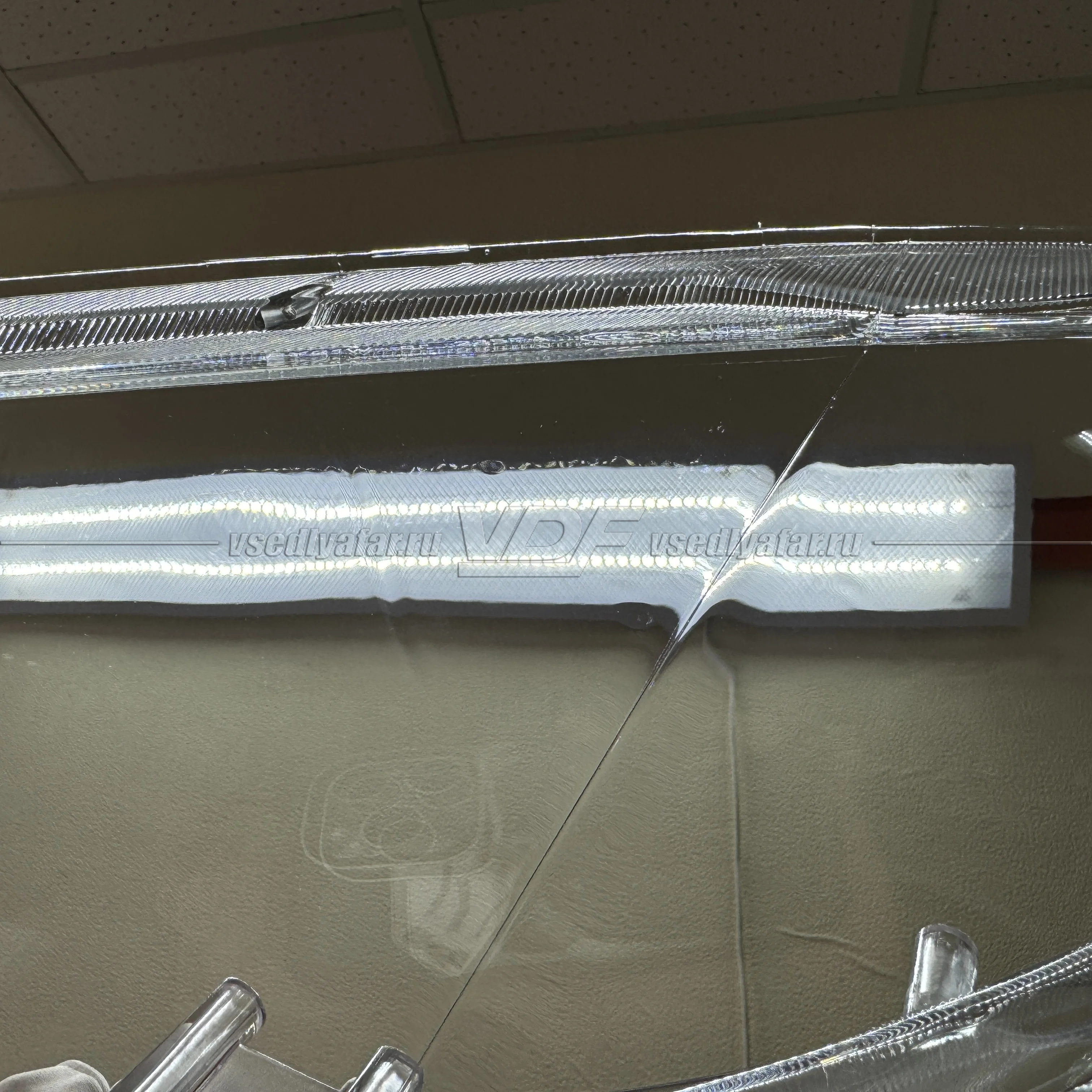Уцененное стекло для фары Mazda 6 GG (2002-2007) Левое №12