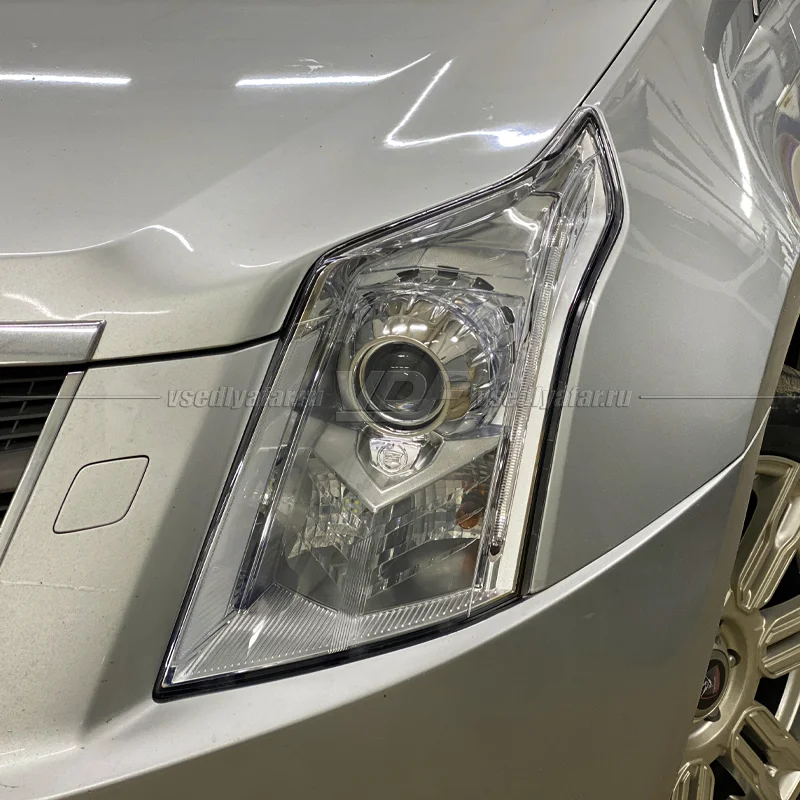 Стекло для фары Cadillac SRX 2 (2009-2017) Левое