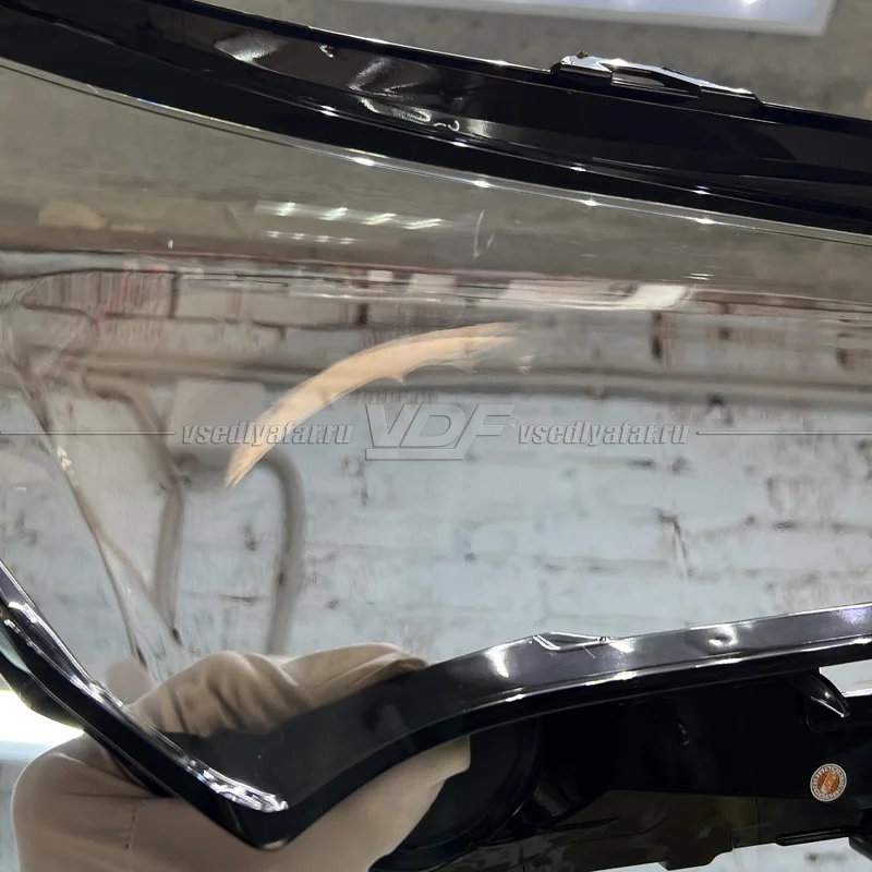 УЦЕНЕННОЕ стекло для фары Lexus NX (Z10) 2014-2021 Правое №1