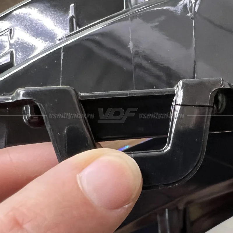 УЦЕНЕННОЕ стекло для фары Toyota Highlander (XU70) (2019-2022) FULL LED Правое №1