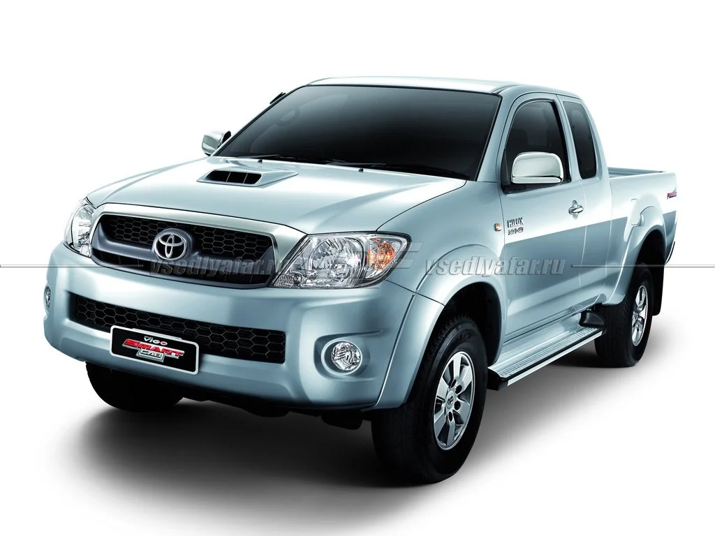 Стекло для фары Toyota Hilux (2008-2011) Левое