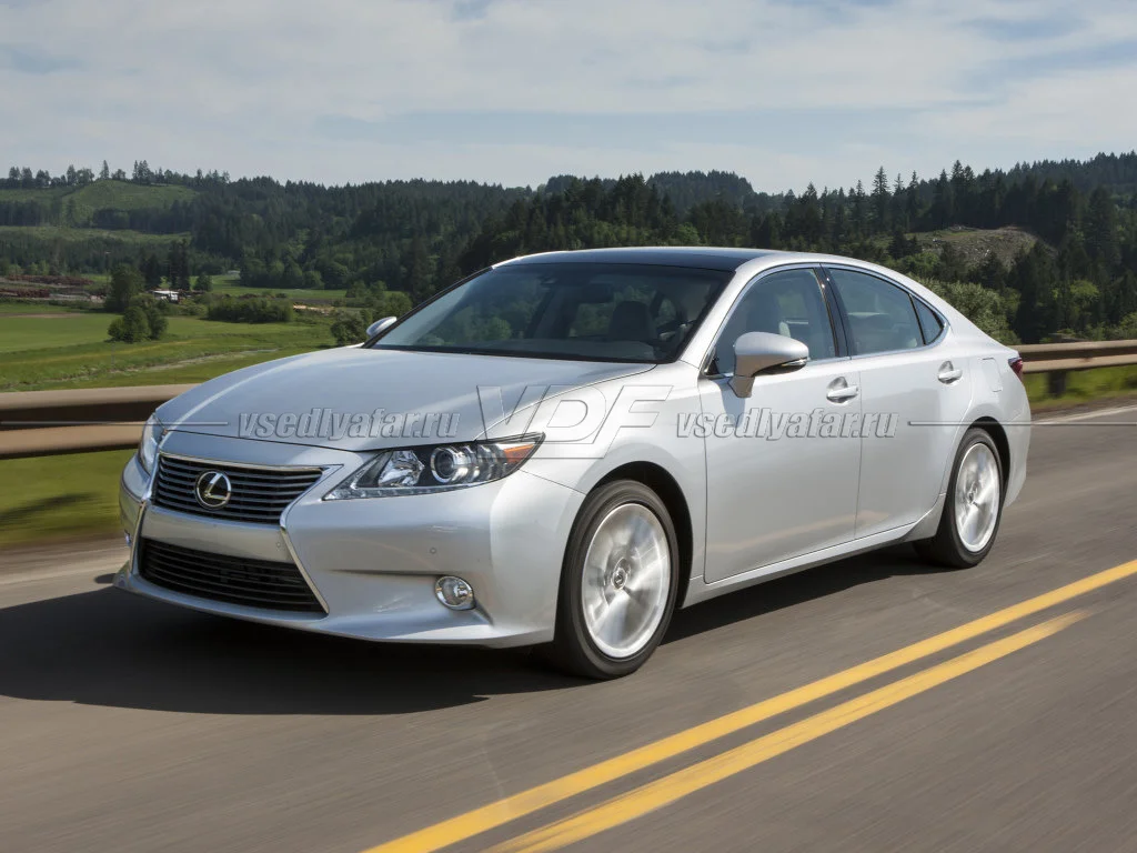 Стекло для фары Lexus ES XV60 (2012-2015) Левое