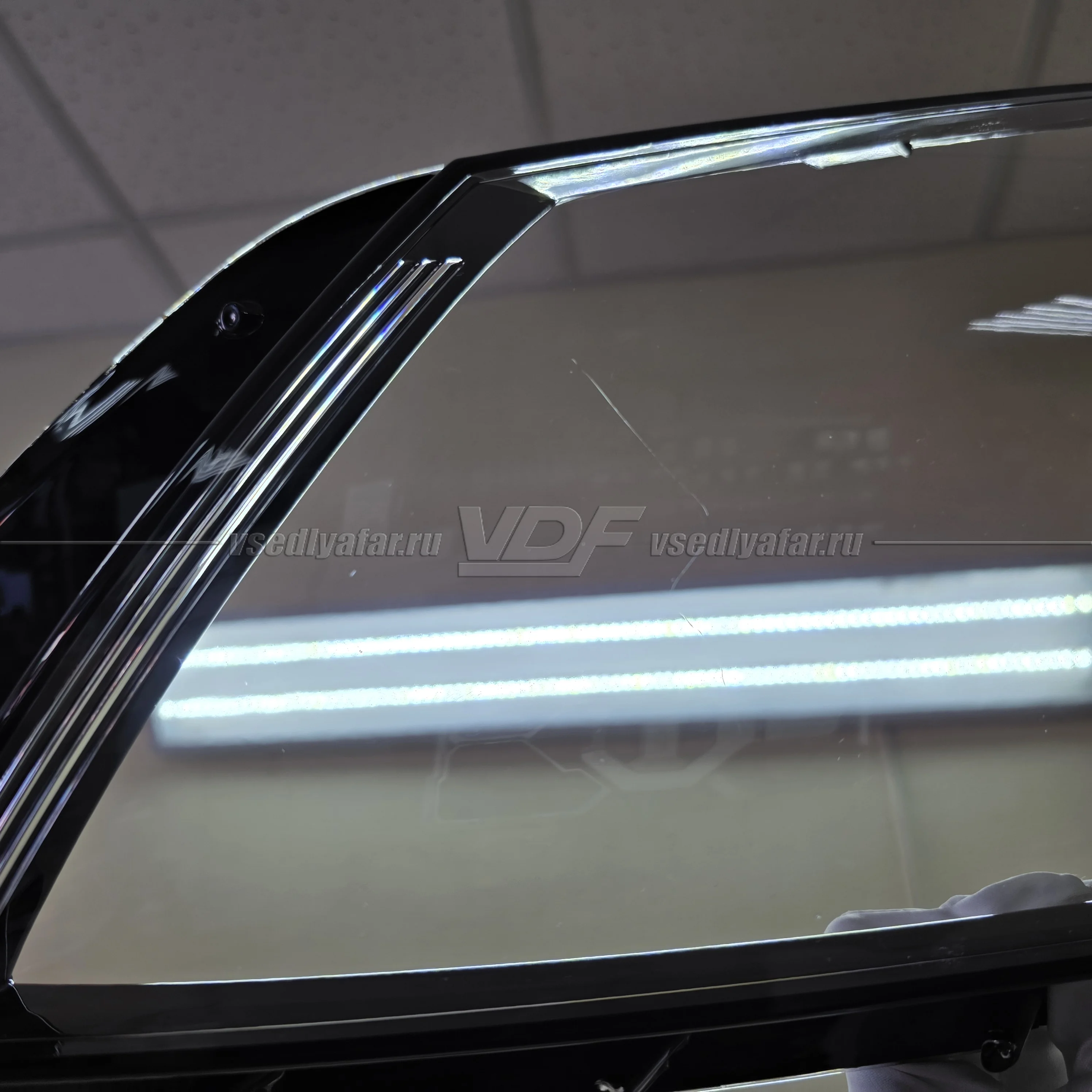Уцененное стекло для фары Volkswagen Passat B7 (2010-2015) Левое №6