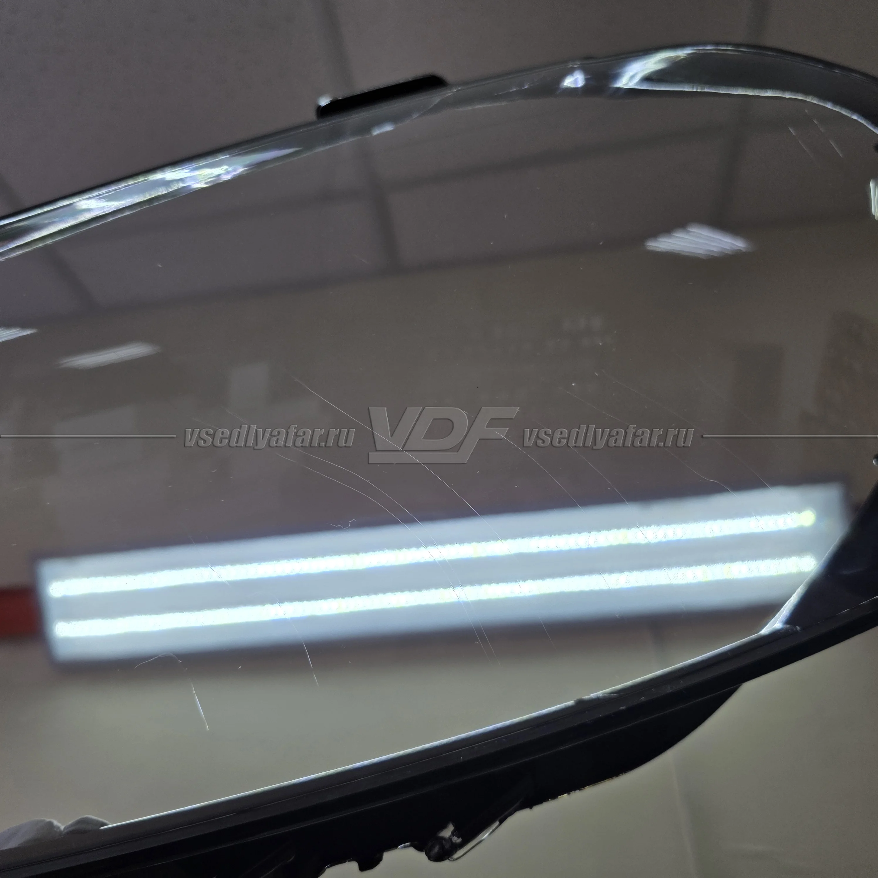 Уцененное стекло для фары Volkswagen Passat B7 (2010-2015) Левое №6