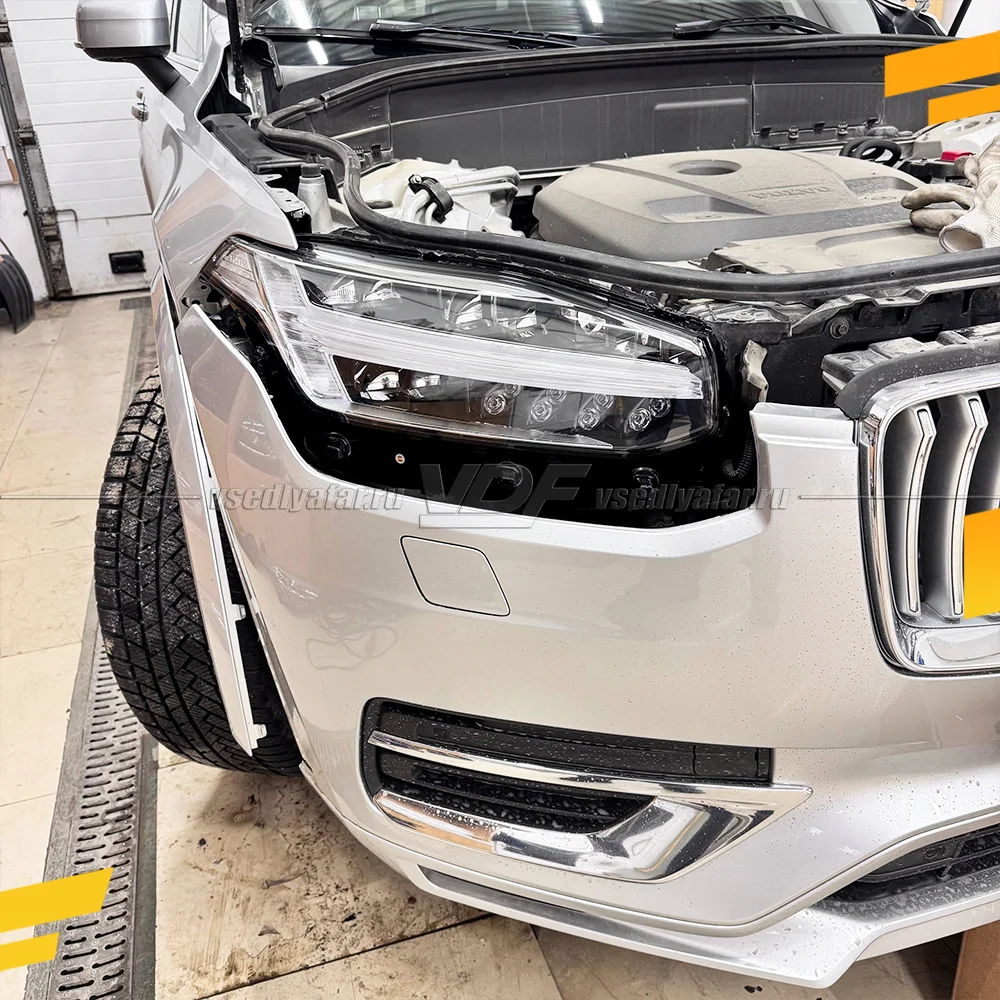 Стекло для фары Volvo XC90 (2014-2022) Правое