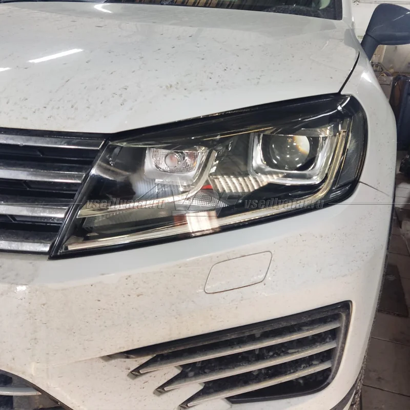 Стекло для фары Volkswagen Touareg (2014-2018) v2 Левое