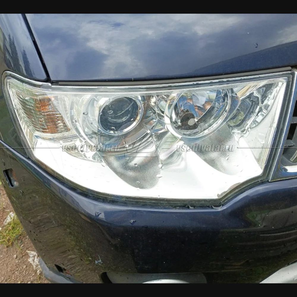 Стекло для фары Mitsubishi Pajero Sport (2008-2017) Левое