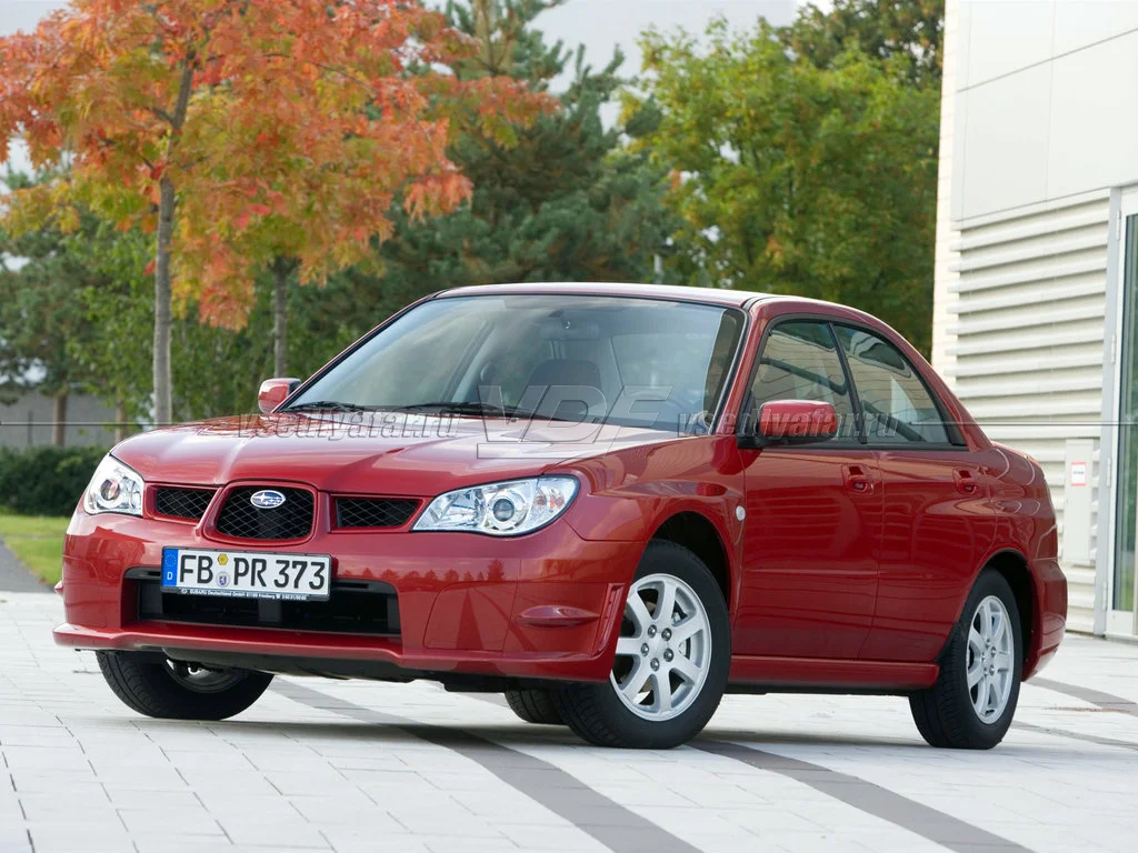 Стекло для фары Subaru Impreza (2005-2007) Левое