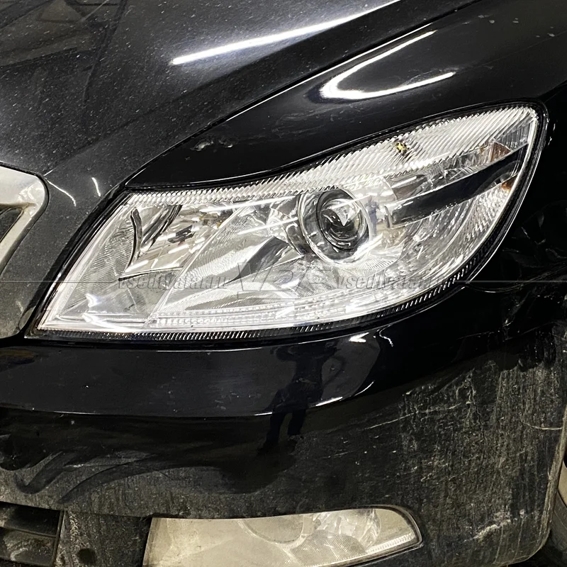 Стекло для фары Skoda Octavia A5 (2008-2013) рестайлинг Левое