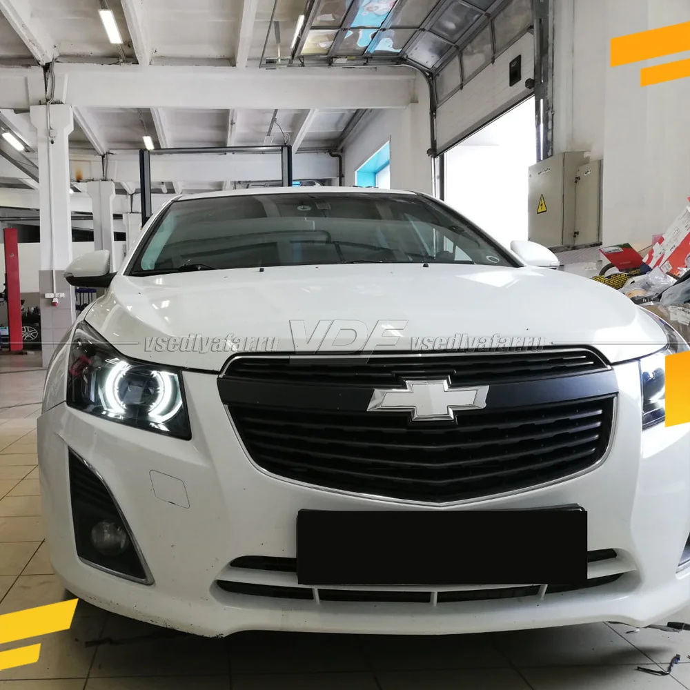 Светодиодные вставки в фары "Camaro-Style" Цвет: Белый