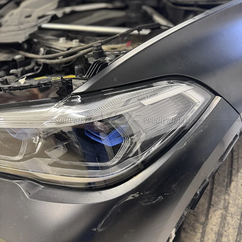 Стекло для фары BMW X5/X6 G05 G06 (2018-2023) Левое
