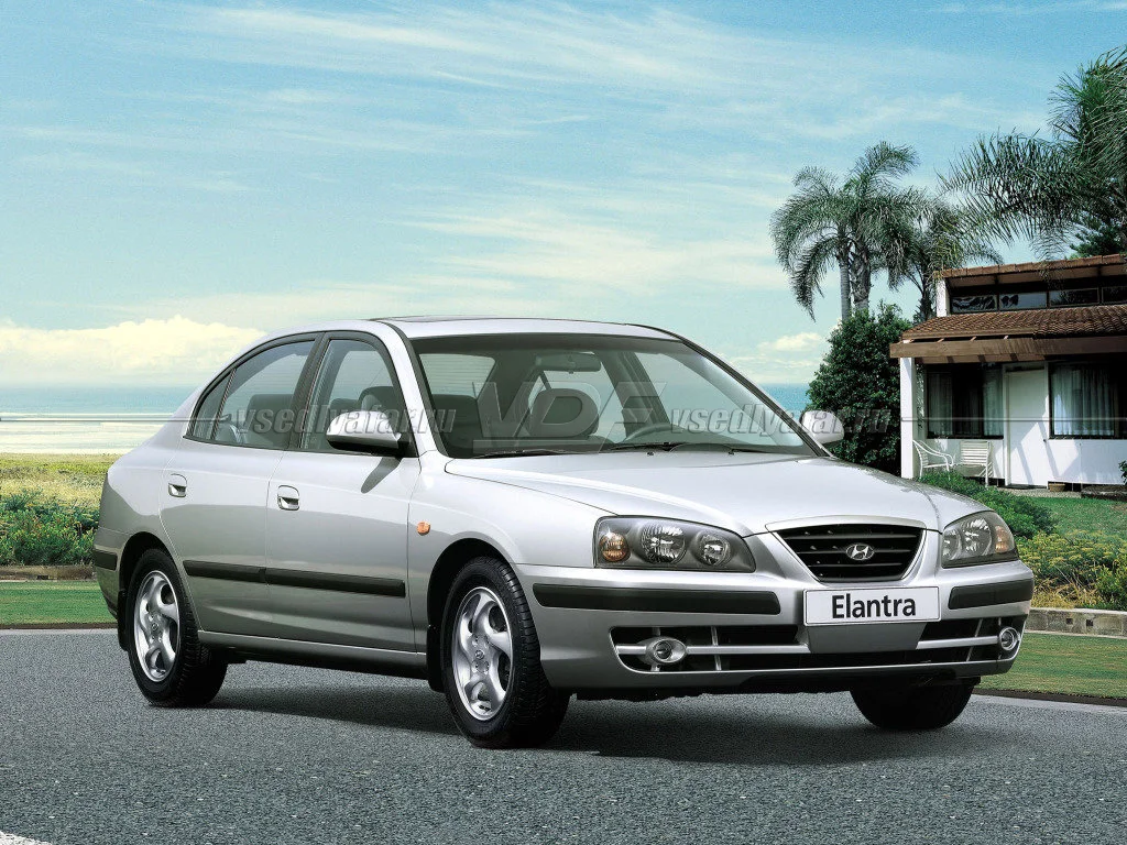 Стекло для фары Hyundai Elantra (2003-2010) Правое