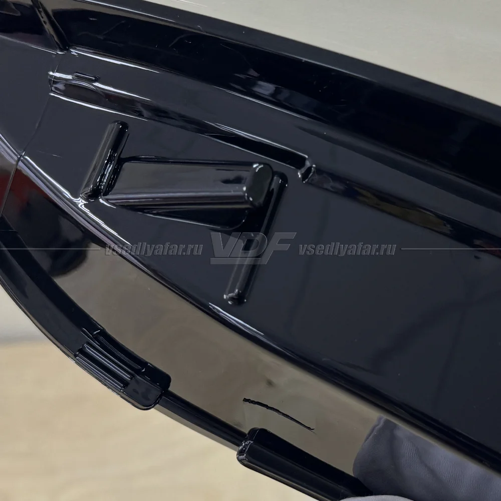УЦЕНЕННОЕ стекло для фары Jeep Cherokee (2017-2020) Правое №2