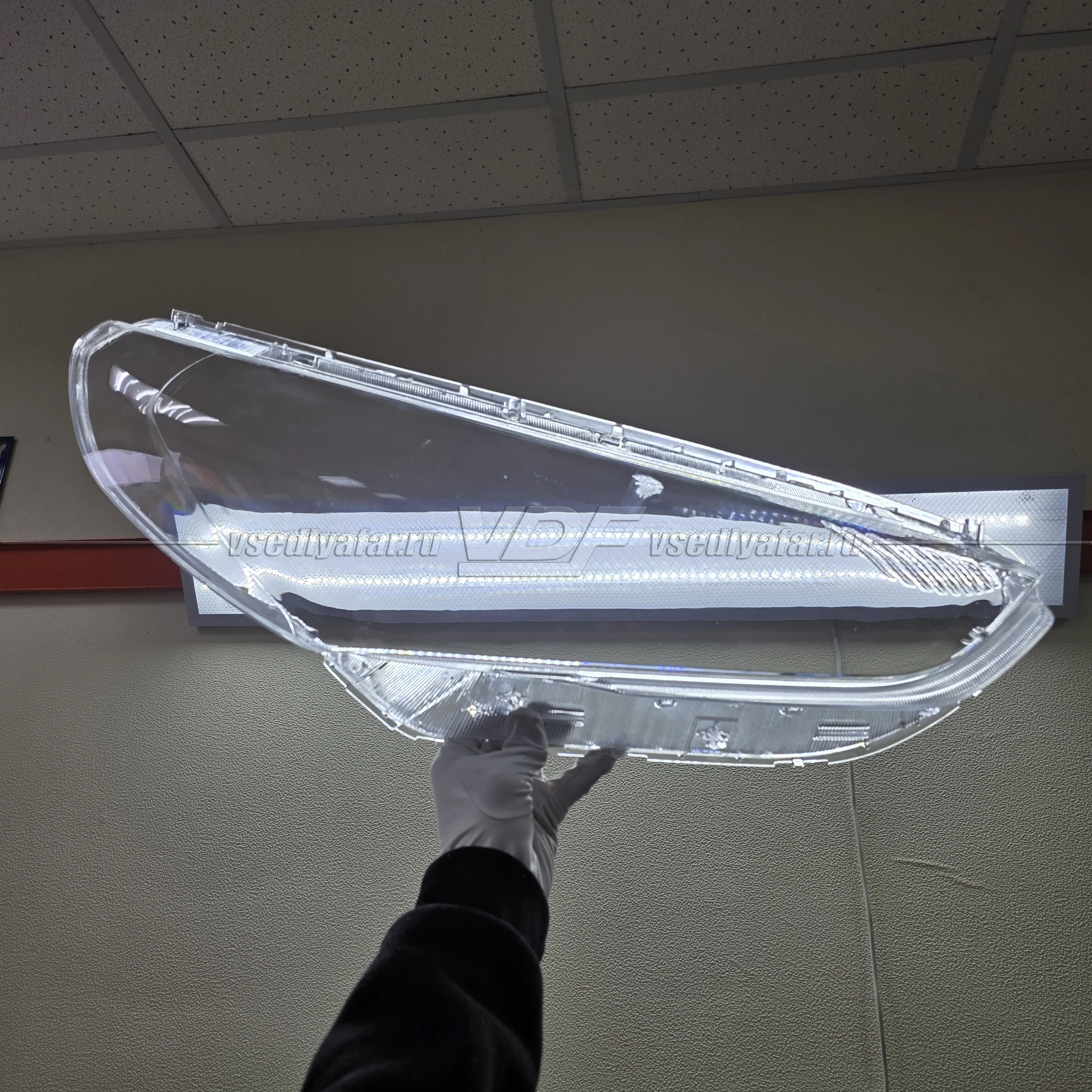 Уцененное стекло для фары Hyundai Sonata LF (2017-2019) Правое №4