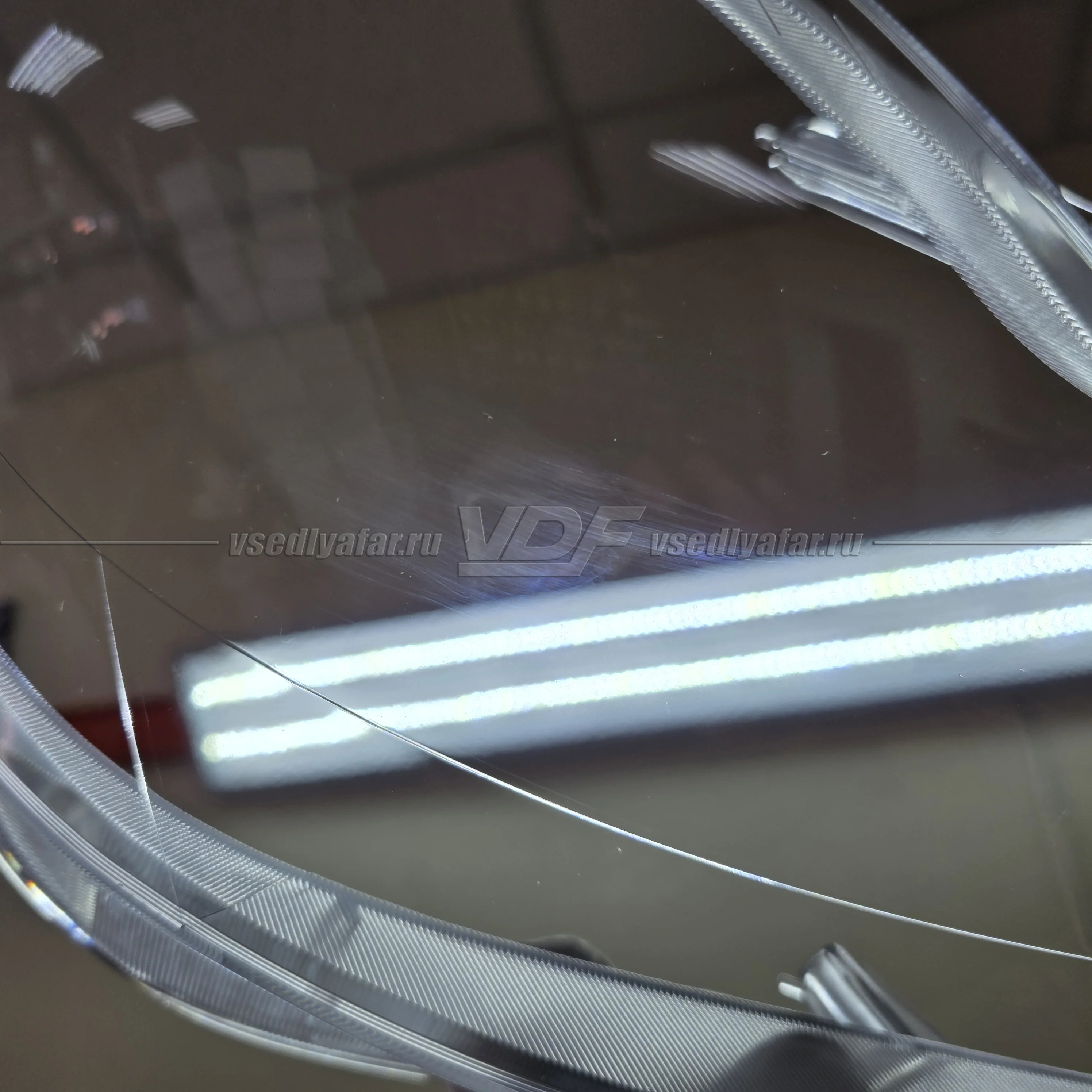 Уцененное стекло для фары Mercedes R230 (2008-2011) Правое №9