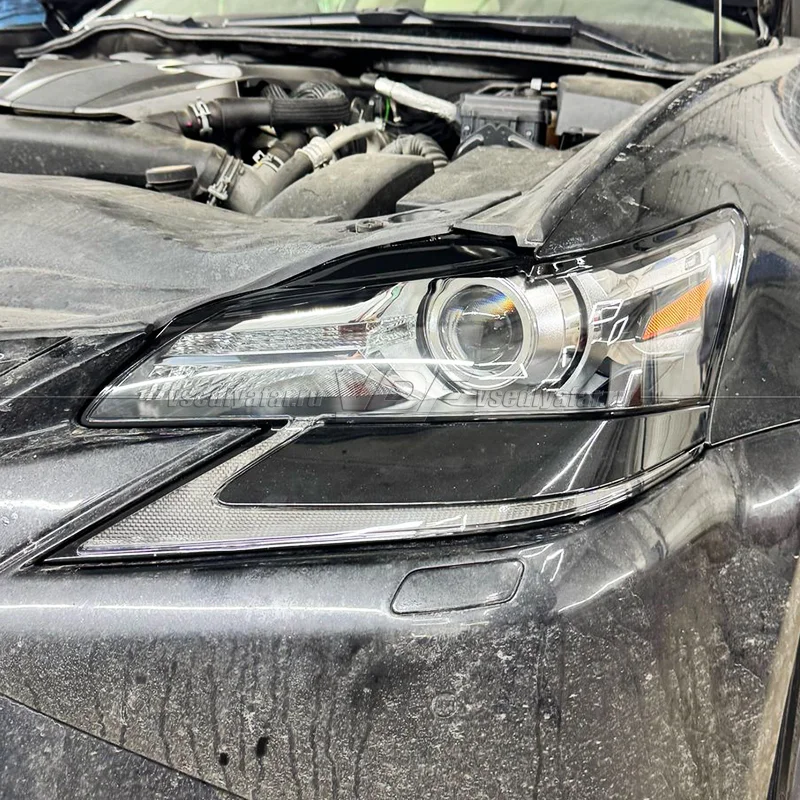 Стекло для фары Lexus GS 350 (2015-2020) Правое