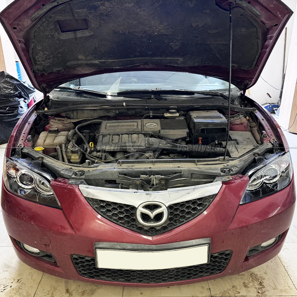 Стекло для фары Mazda 3 Bk (2003-2009) Седан Правое