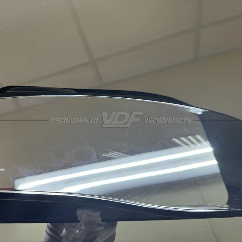 УЦЕНЕННОЕ стекло для фары Audi A4 B8 (2007-2012) Правое №1
