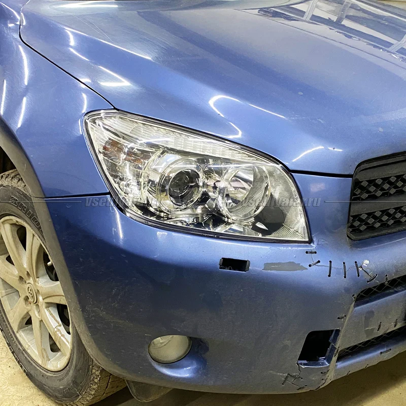 Стекло для фары Toyota RAV 4 III (2005-2008) Дорестайлинг Правое
