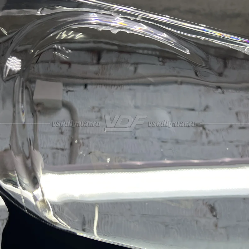 УЦЕНЕННОЕ стекло для фары Lexus LX570 J200 (2012-2015) Правое (Черный кант) №1