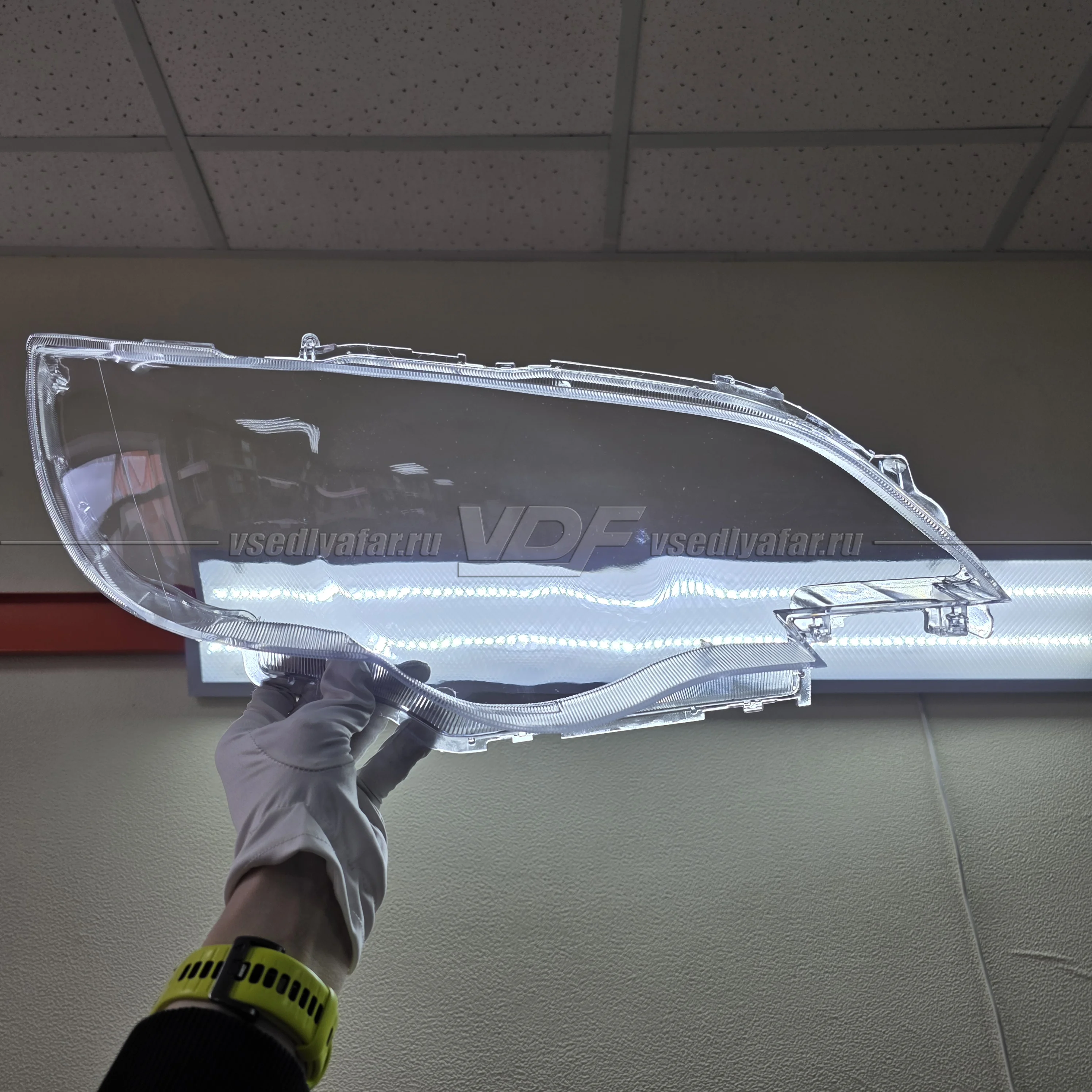 Уцененное стекло для фары Subaru Legacy/Outback (2006-2009) Правое №4