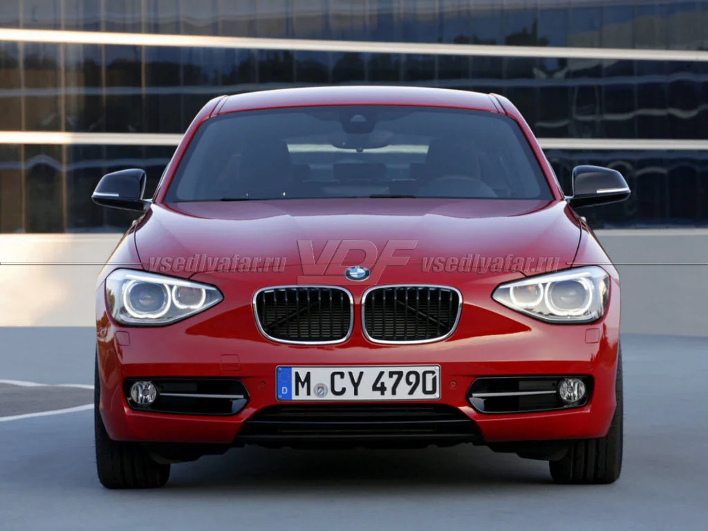 Стекло для фары BMW 1-Series F20/F21 (2011-2015) Левое
