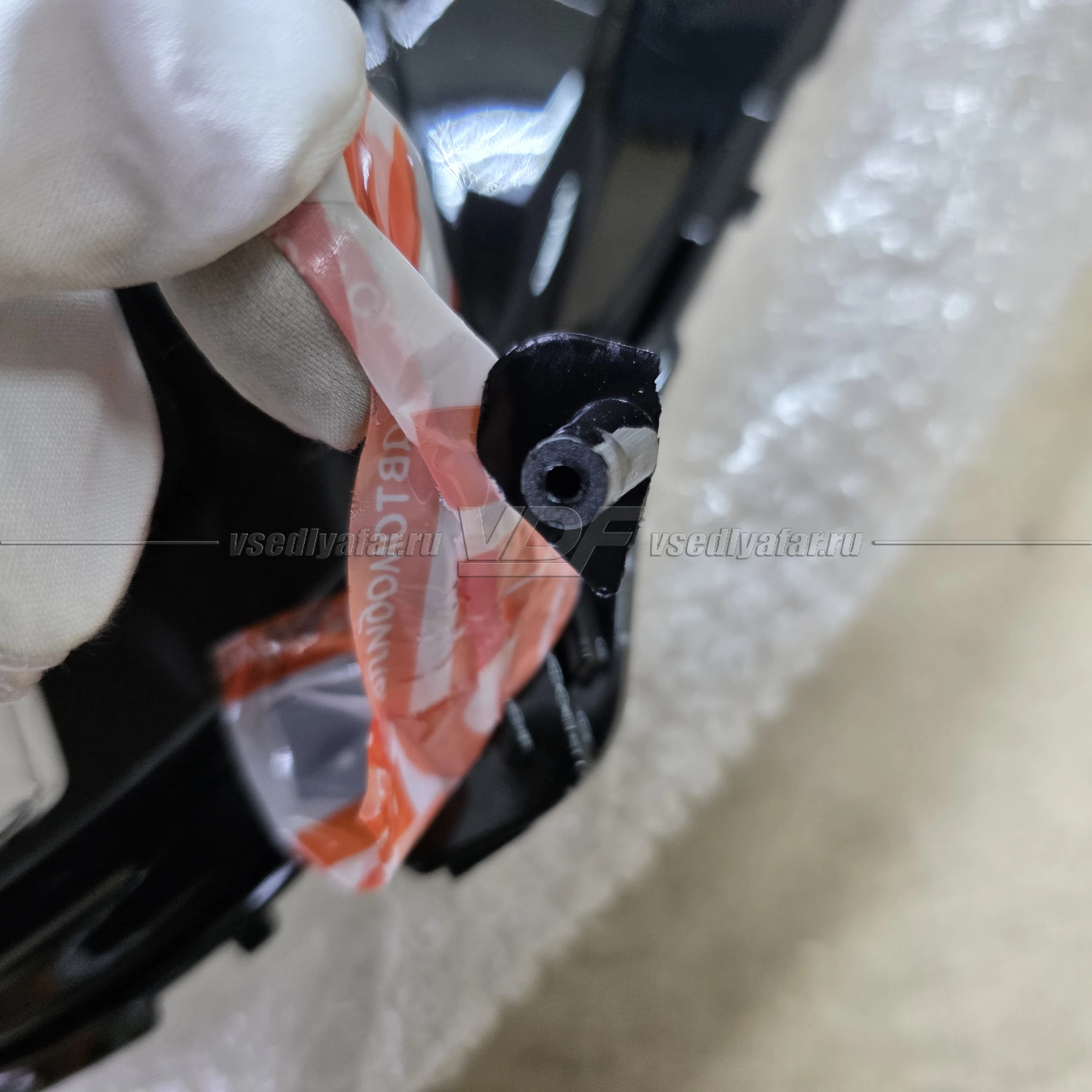 Уцененное стекло для фары Toyota Sienna (XL40) (2020-2024) Левое №1