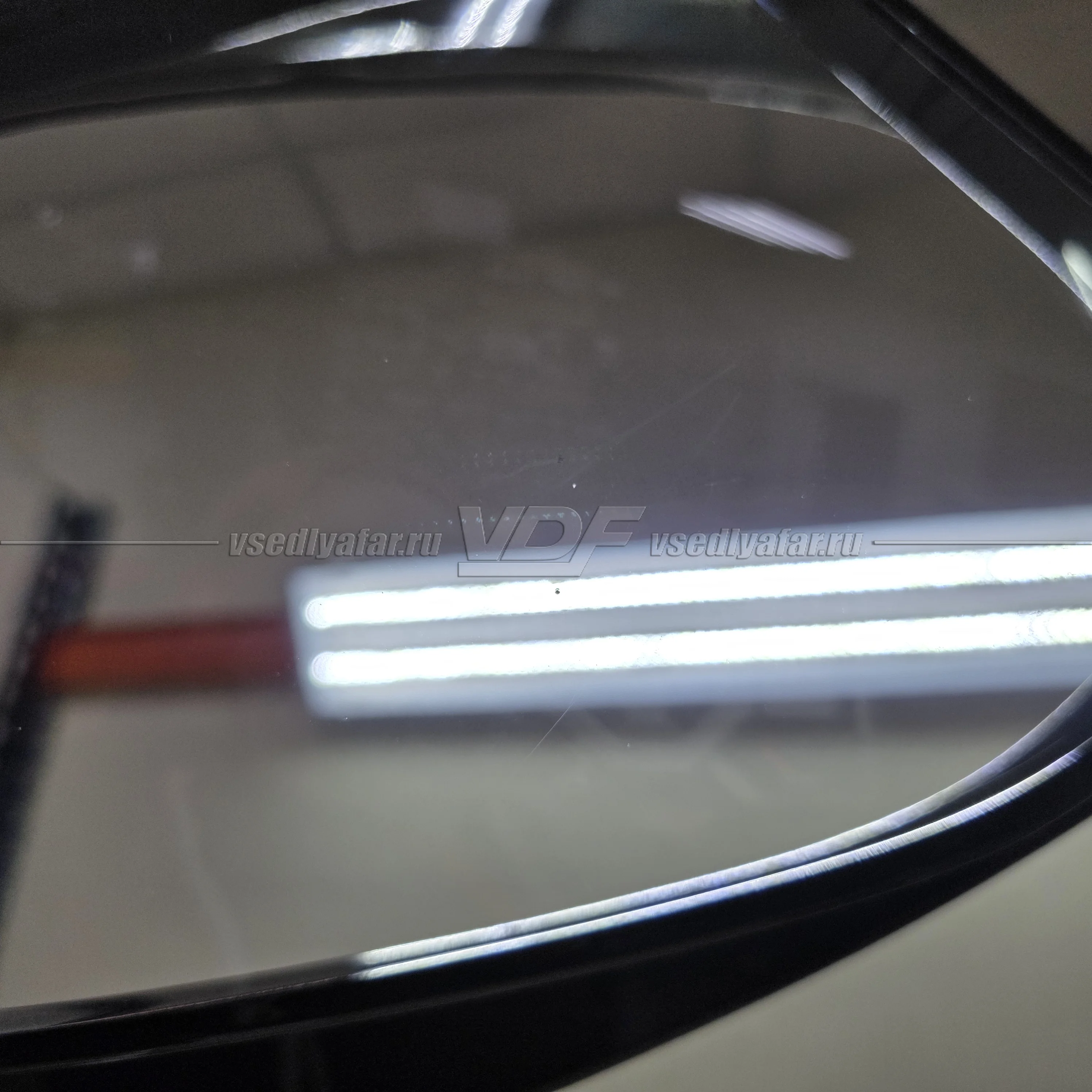 Уцененное стекло фары Mercedes B-Class W246 (2014-2019) Правое №3
