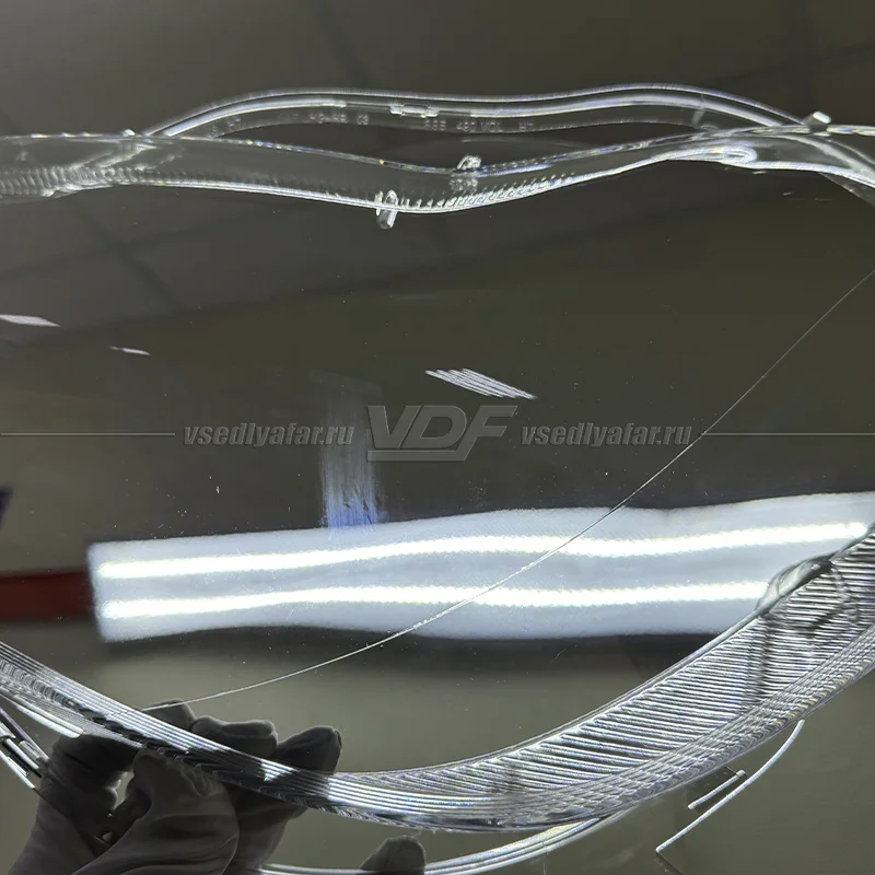 Уцененное стекло для фары Mercedes CLS C219 (2004-2010) Правое №2