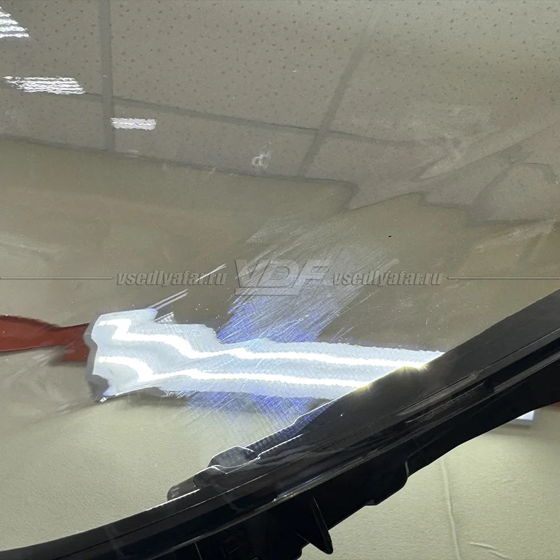 Уцененное стекло для фары Lexus LX570 J200 (2015-2022) Правое тип 2 №2