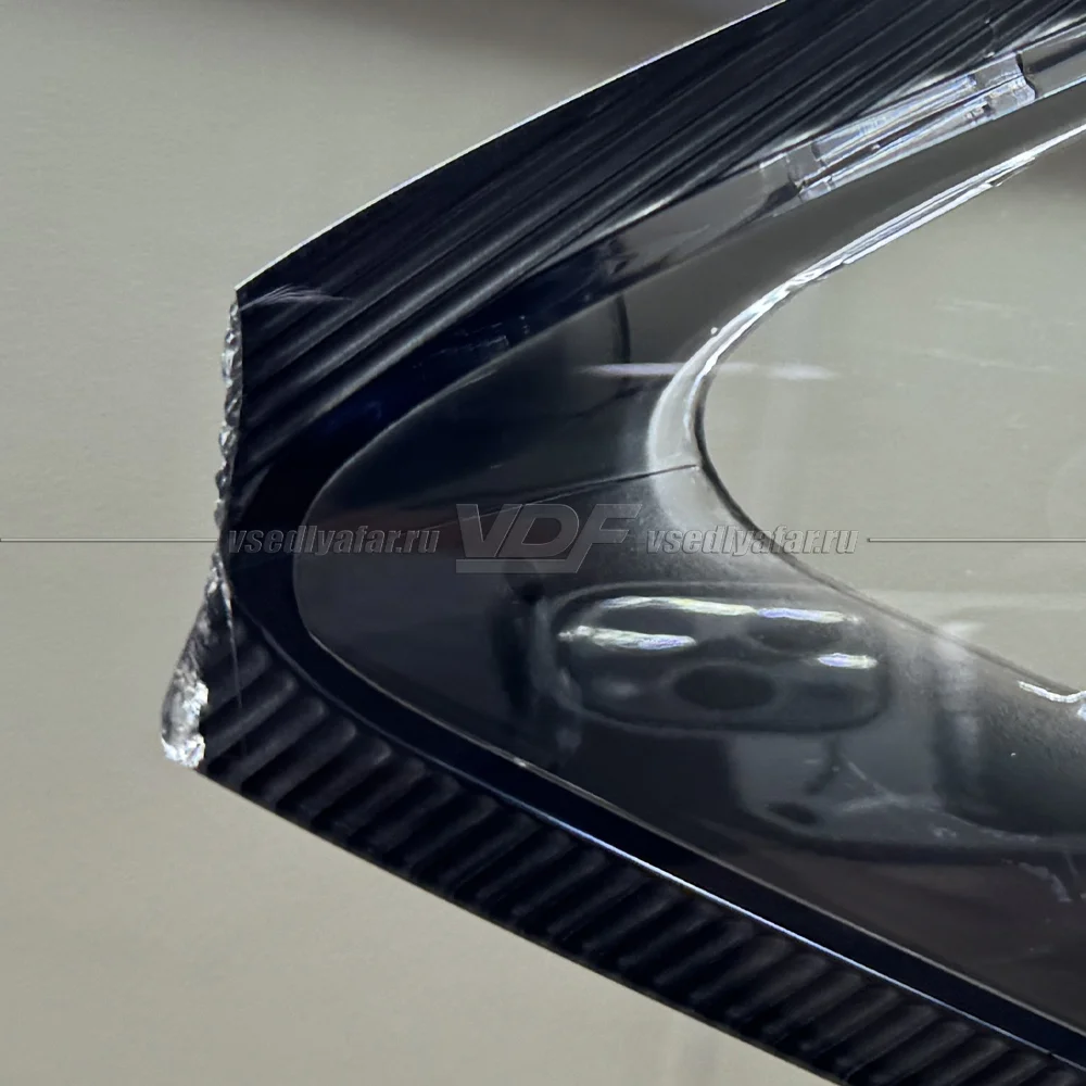 УЦЕНЕННОЕ стекло для фары Porsche Panamera 970 (2009-2013) Серый край Левое №1