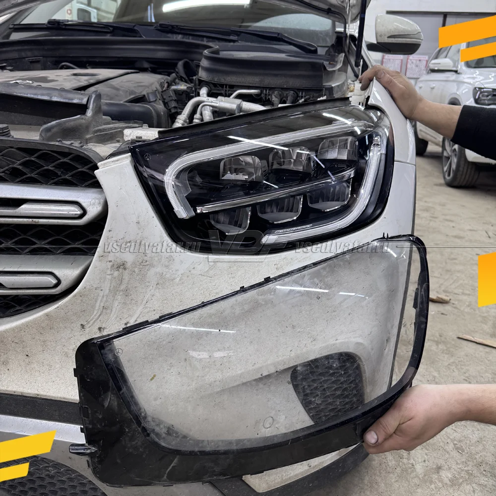 Стекло для фары Mercedes GLC X253 (2019-2022) Левое