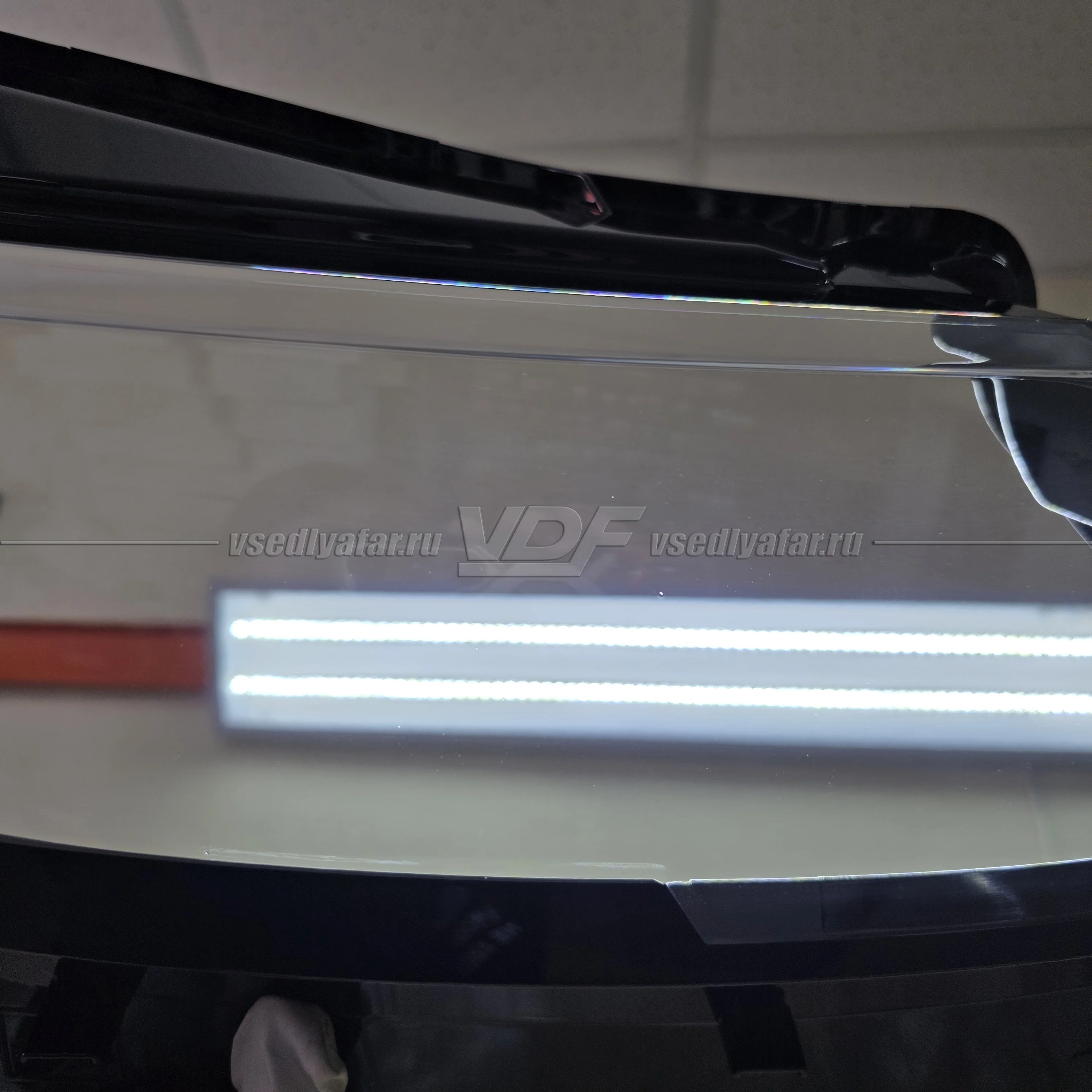 Уцененное стекло для фары Land Rover Range Rover Sport (2022 - 2025) Правое №1