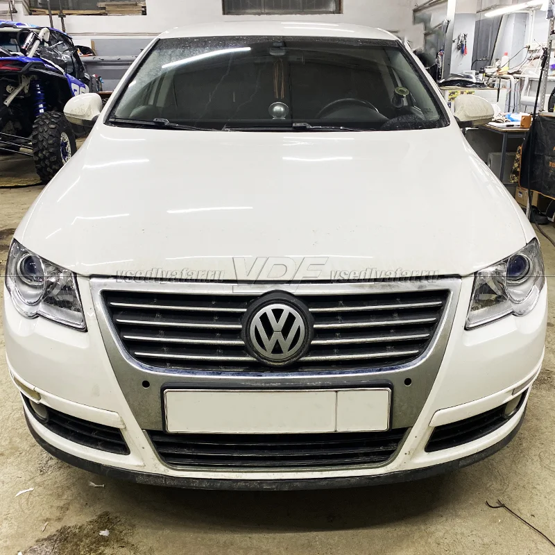 Стекло для фары Volkswagen Passat B6 (2005-2010) Левое