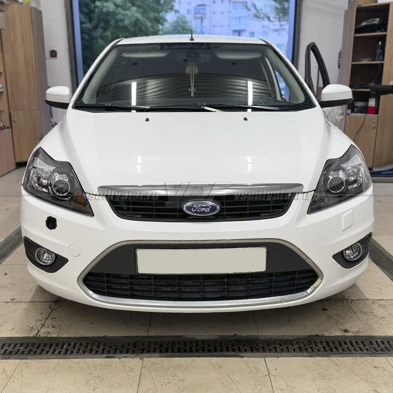 Стекло для фары Ford Focus II (2007-2011) Рестайлинг Левое