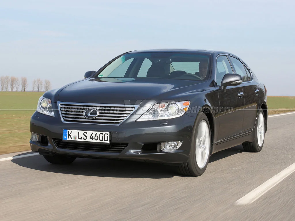 Стекло для фары Lexus LS 4 (XF40) 2009-2012 Правое