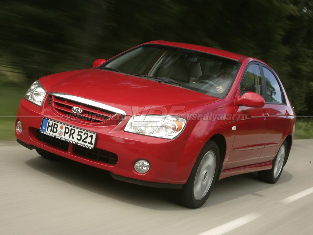 Стекло для фары Kia Cerato (2004-2006) Правое