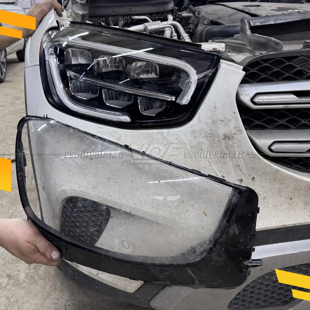 Стекло для фары Mercedes GLC X253 (2019-2022) Правое