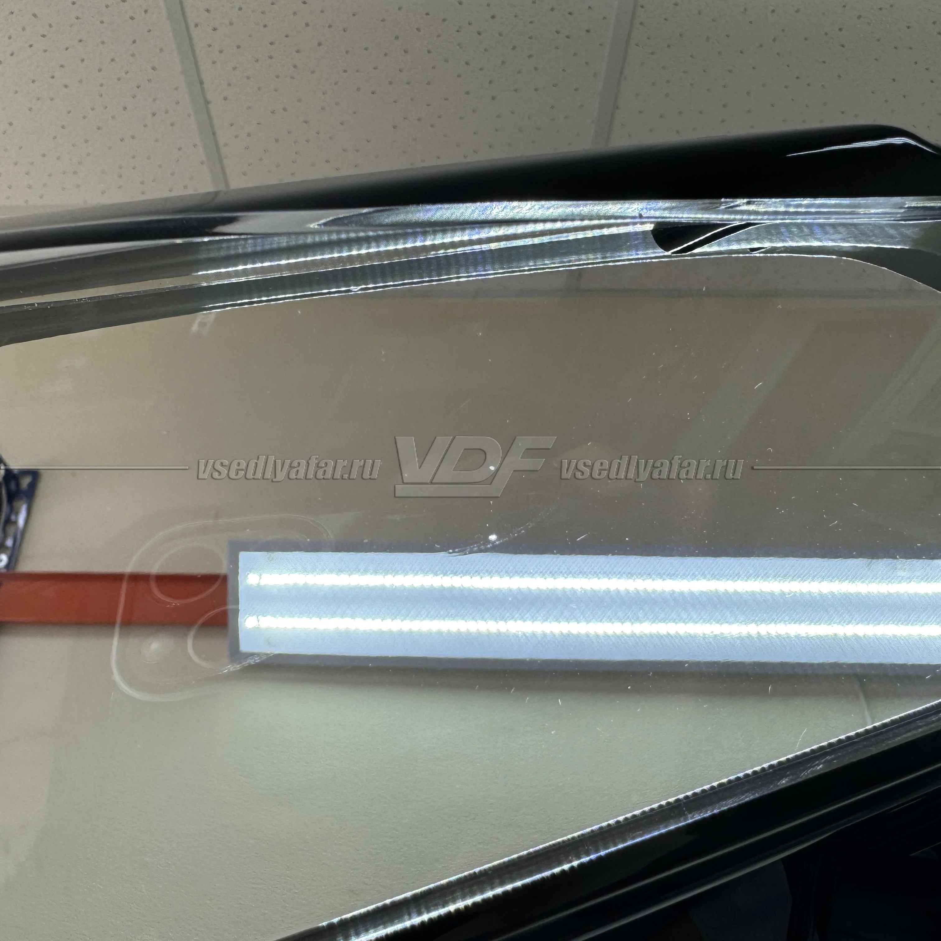 Уцененное стекло для фары Geely Coolray SX11 (2023-2024) Правое №2