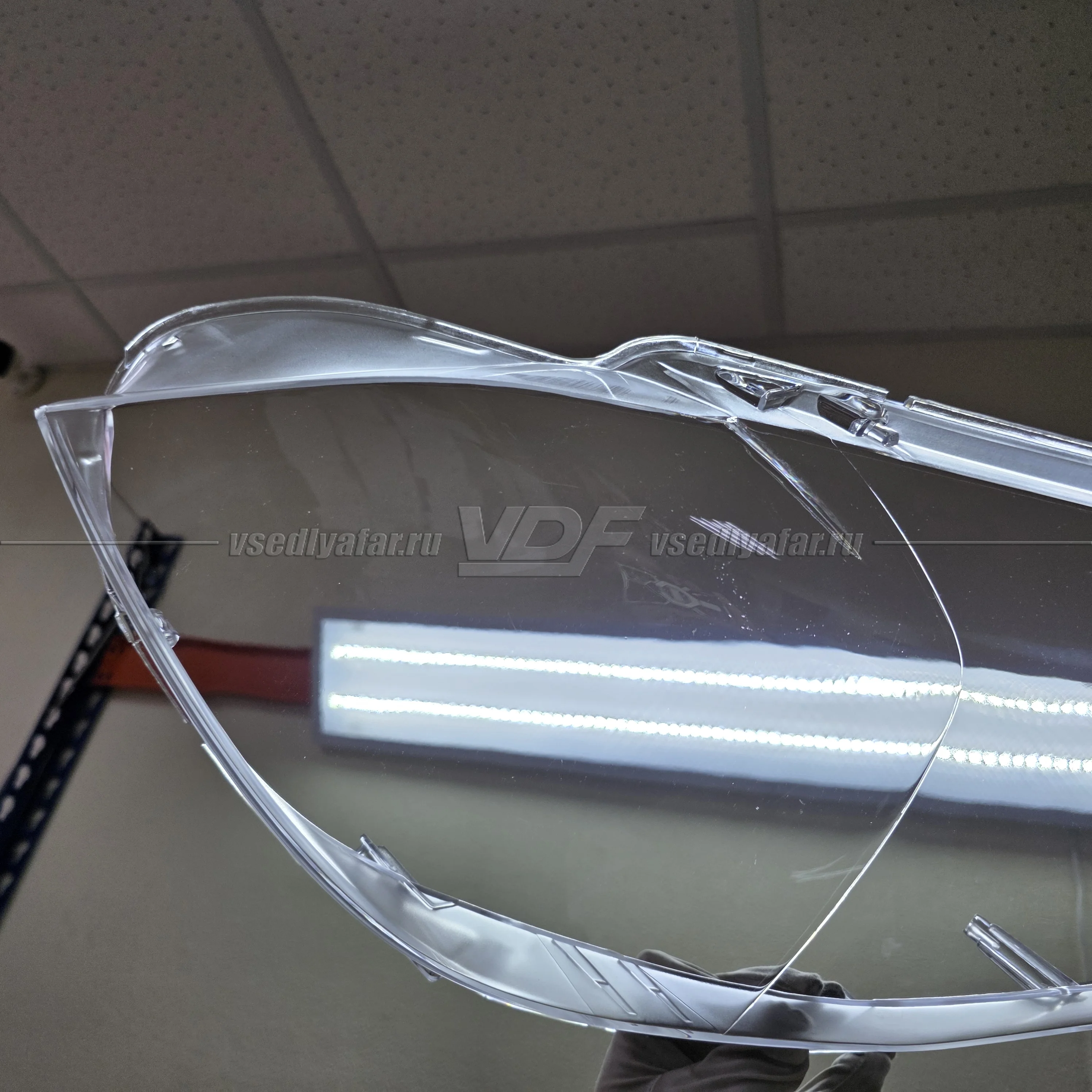 Уцененное стекло для фары BMW X5 F15 / X6 F16 (2013-2020) Правое №2
