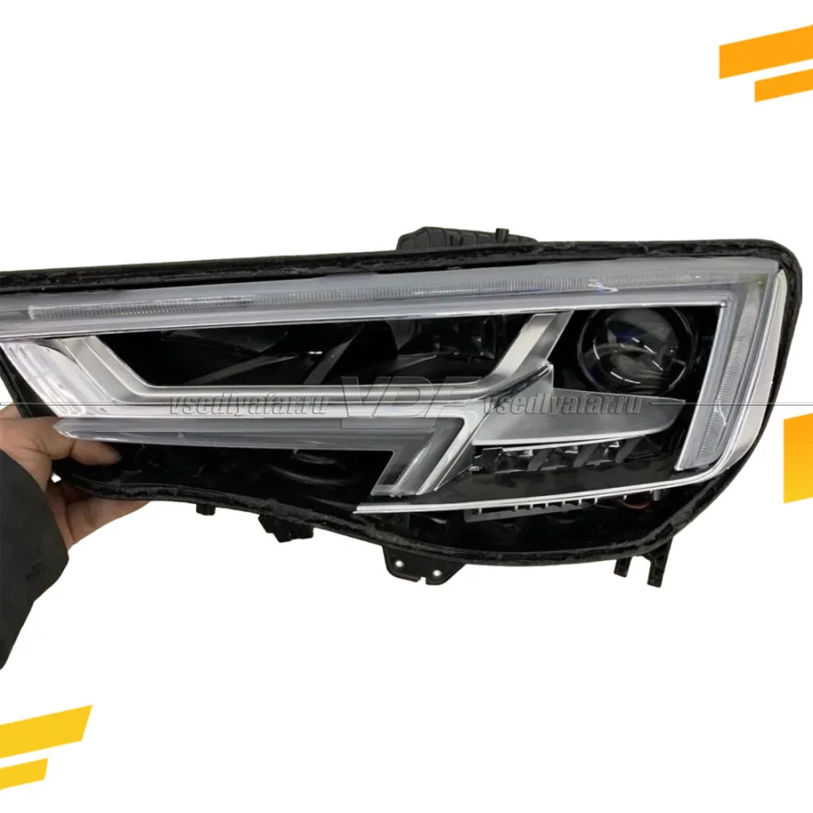 Рамки для замены линз в фарах Audi A4 2015-2020 LED Тип 2